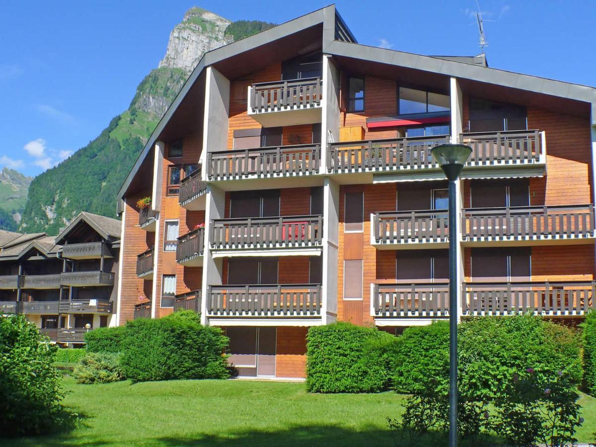 Appartement Lumineux Avec Mezzanine, Balcon Et Garage, Au Coeur De Samoens - Fr-1-629-53 Exterior photo